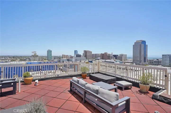 315 W 3rd Street 512, Long Beach, California 90802