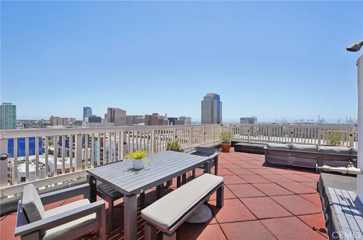 315 W 3rd Street 512, Long Beach, California 90802