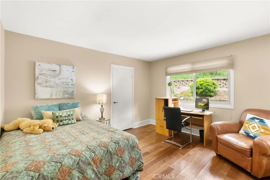 18811 Ridgeview Circle, Villa Park, California 92861 home-pic-28