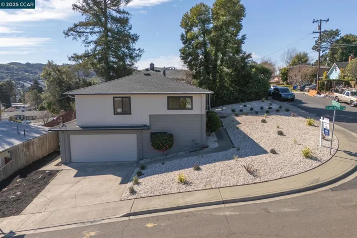 3090 Stephen Dr, Richmond, California 94803