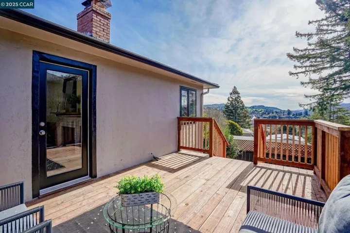 3090 Stephen Dr, Richmond, California 94803
