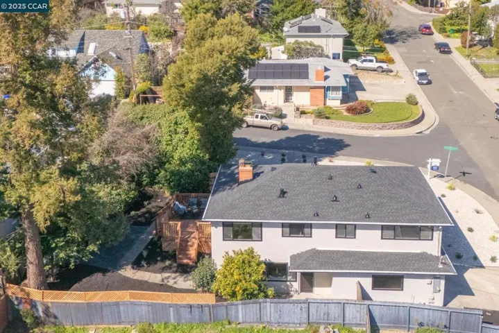 3090 Stephen Dr, Richmond, California 94803