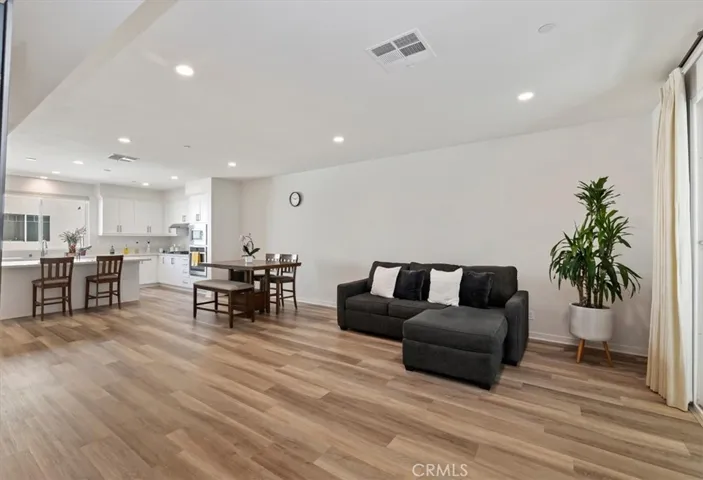 104 Terrapin, Irvine, California 92618