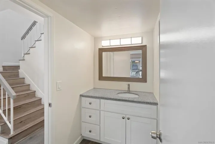 2135 E Valley Pkwy 10, Escondido, California 92027