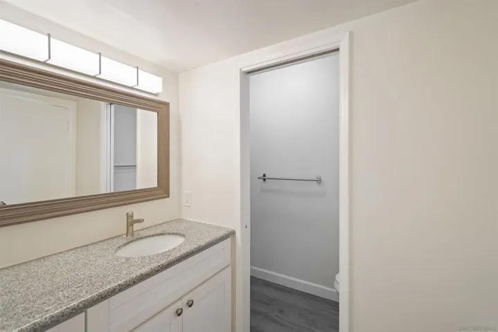 2135 E Valley Pkwy 10, Escondido, California 92027
