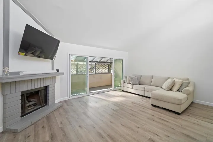 2135 E Valley Pkwy 10, Escondido, California 92027