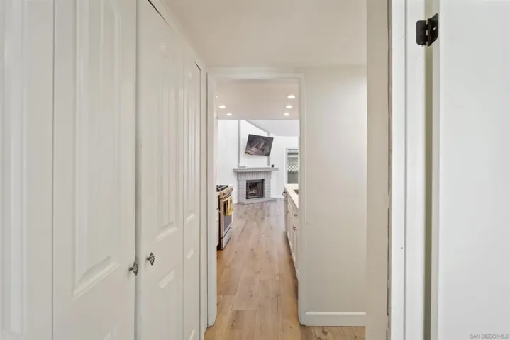 2135 E Valley Pkwy 10, Escondido, California 92027