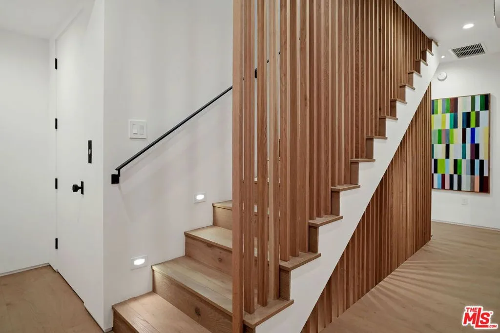 2354 Riverside Drive, Los Angeles, California 90039 home-pic-6