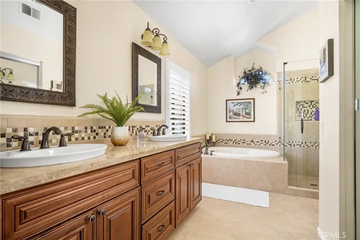 Primary bath