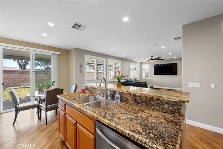 7532 Foxtail Lane, Fontana, California 92336