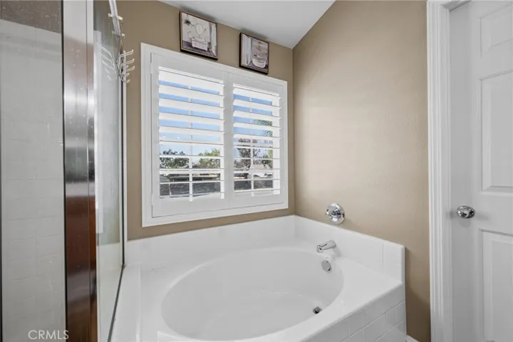 7532 Foxtail Lane, Fontana, California 92336