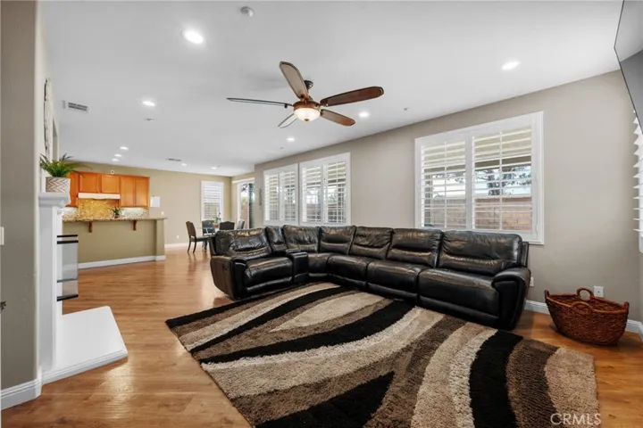 7532 Foxtail Lane, Fontana, California 92336