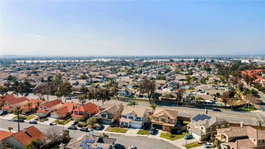 7532 Foxtail Lane, Fontana, California 92336