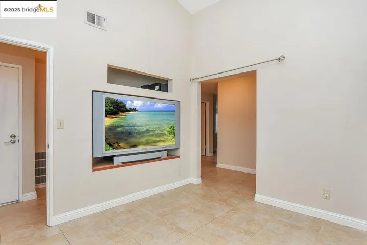 252 Heron Dr, Pittsburg, California 94565