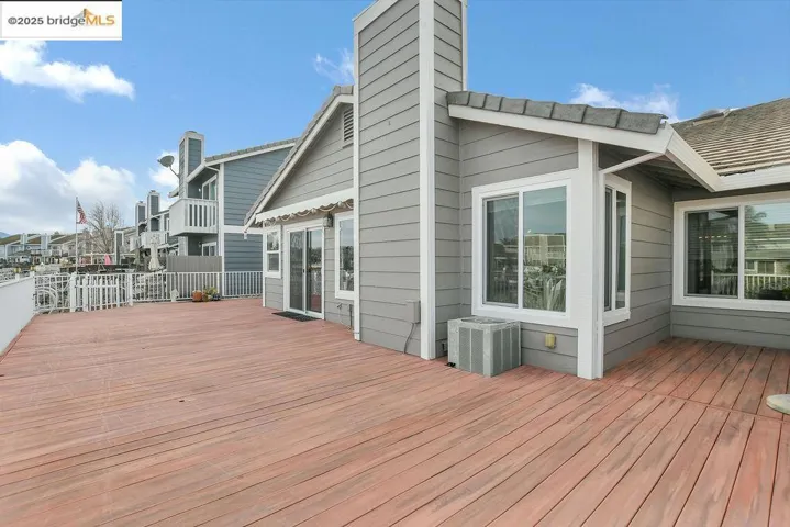 252 Heron Dr, Pittsburg, California 94565