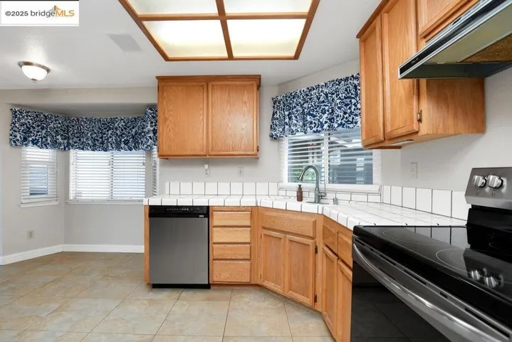 252 Heron Dr, Pittsburg, California 94565