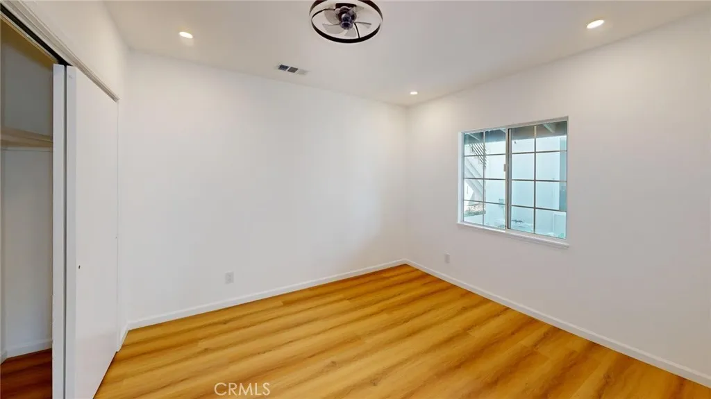 12930 Gilmore, Los Angeles, California 90066 home-pic-40