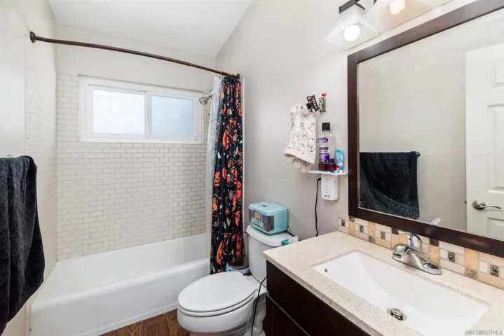 602 Valley Village Dr, El Cajon, California 92021