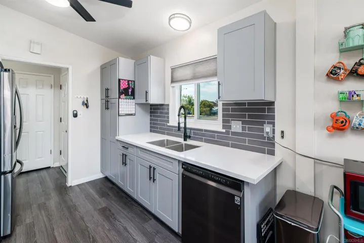 602 Valley Village Dr, El Cajon, California 92021