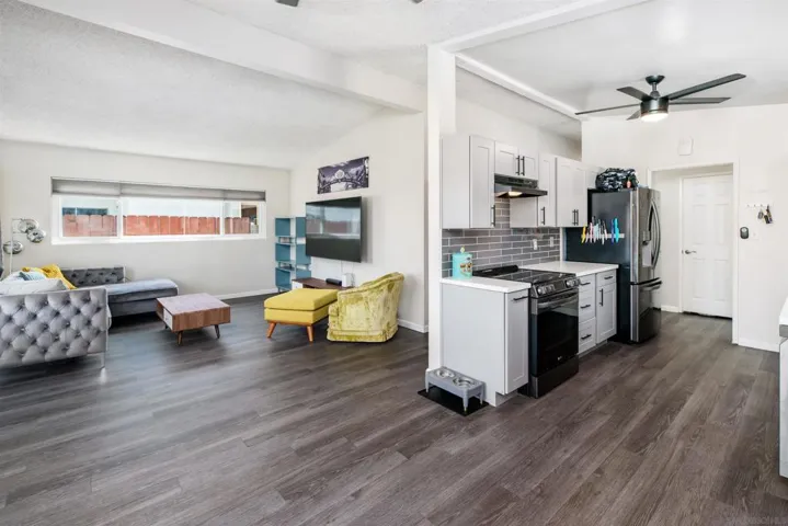 602 Valley Village Dr, El Cajon, California 92021