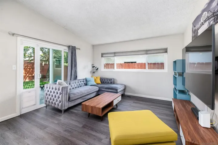 602 Valley Village Dr, El Cajon, California 92021