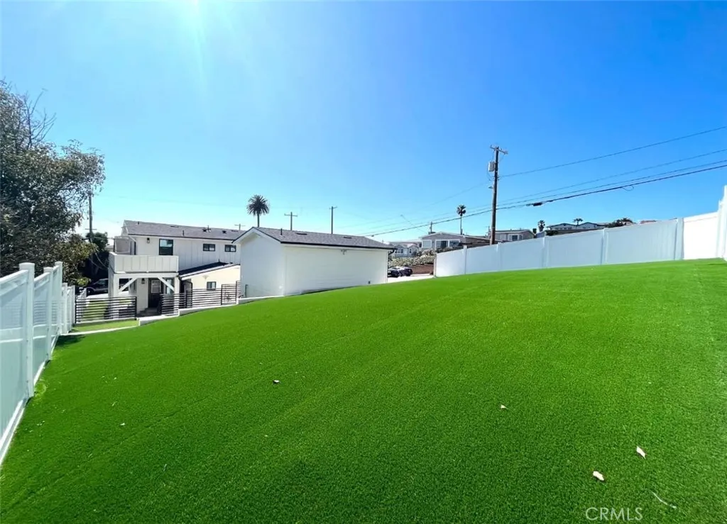 624 W 38th Street, San Pedro, California 90731 home-pic-5