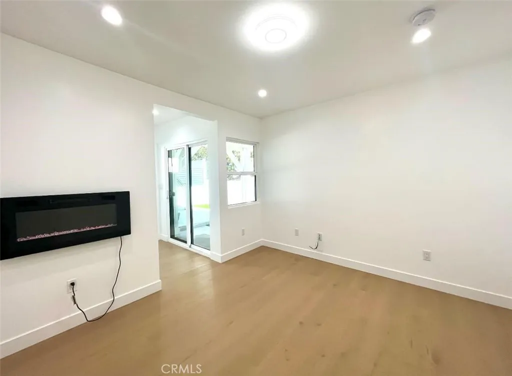 624 W 38th Street, San Pedro, California 90731 home-pic-27