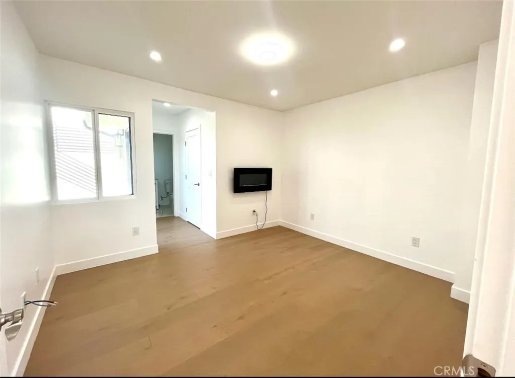 624 W 38th Street, San Pedro, California 90731 home-pic-13