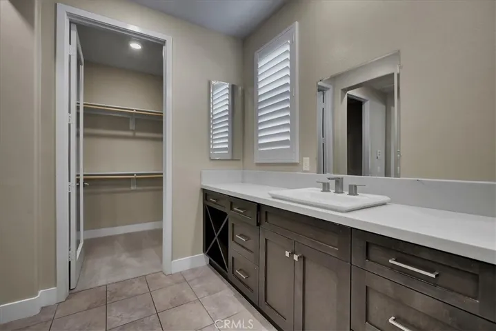 168 Crossover, Irvine, California 92618