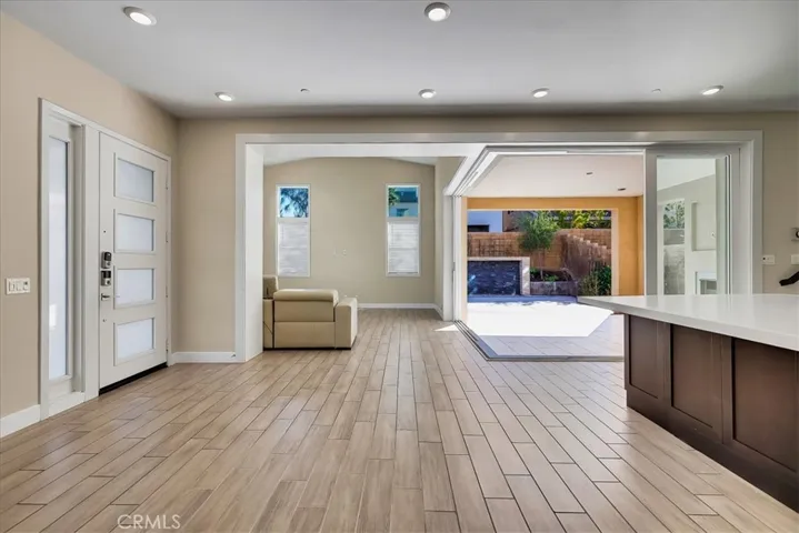 168 Crossover, Irvine, California 92618
