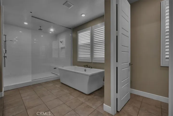 168 Crossover, Irvine, California 92618