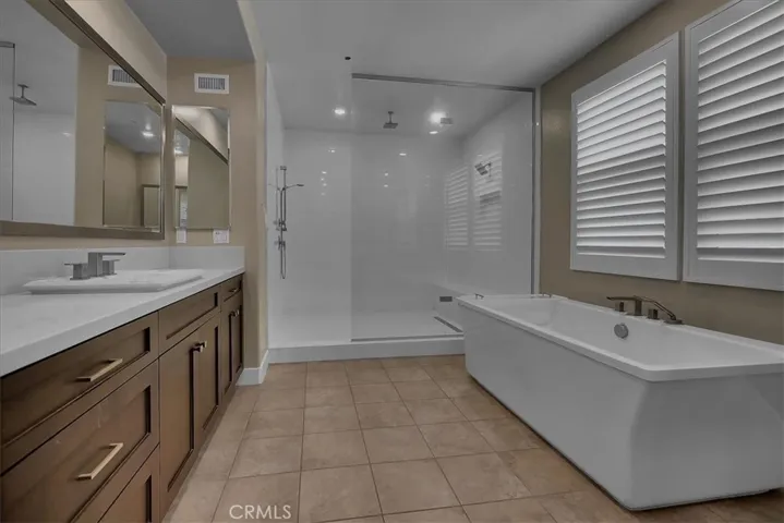 168 Crossover, Irvine, California 92618