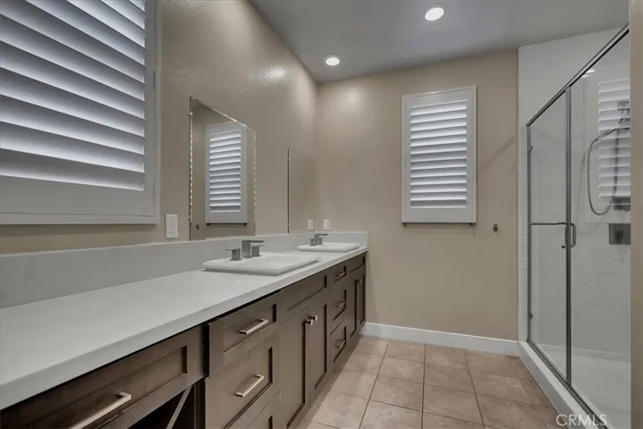 168 Crossover, Irvine, California 92618