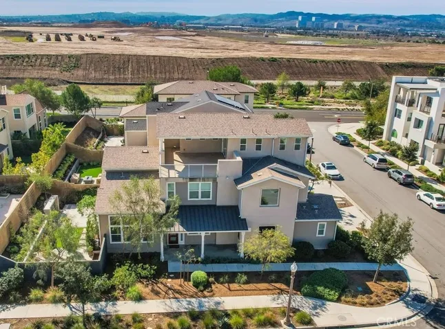 168 Crossover, Irvine, California 92618