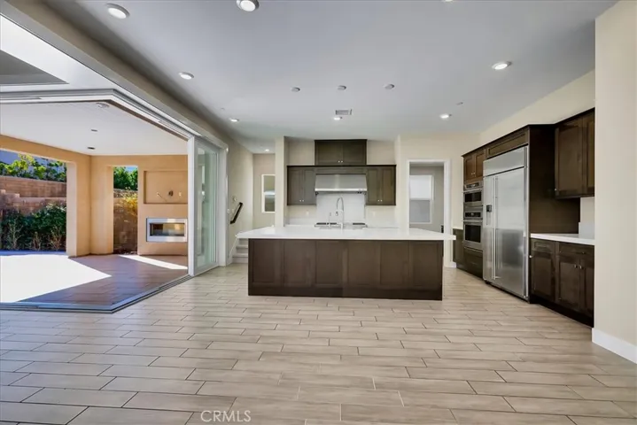 168 Crossover, Irvine, California 92618