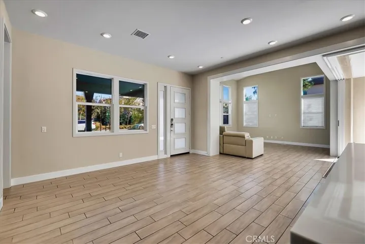 168 Crossover, Irvine, California 92618
