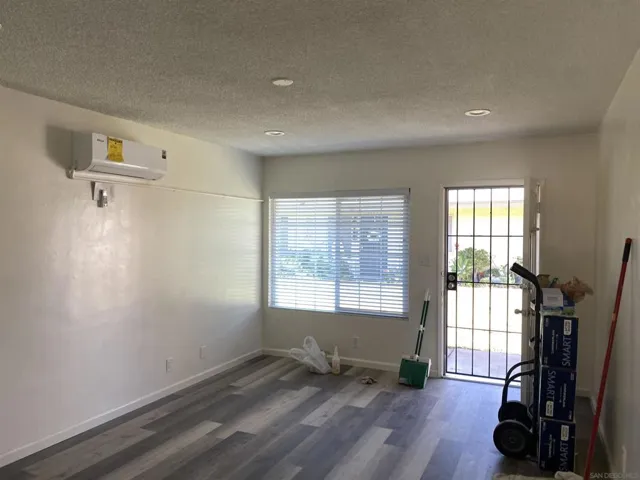 2045 E.washington Ave., Orange, California 92866