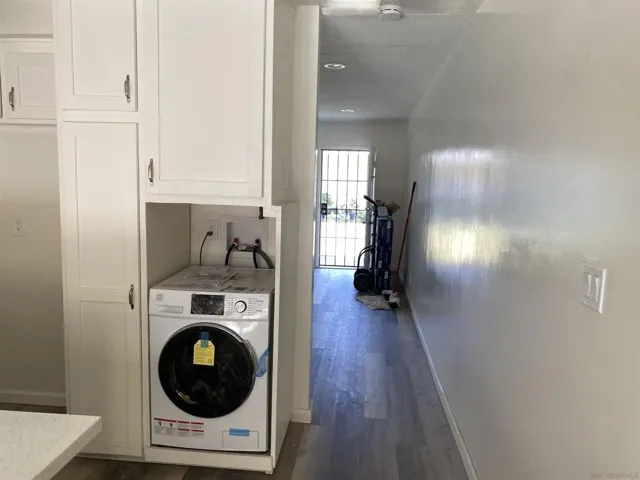2045 E.washington Ave., Orange, California 92866