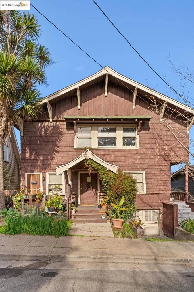 3537 Kempton, Oakland, California 94611 home-pic-4