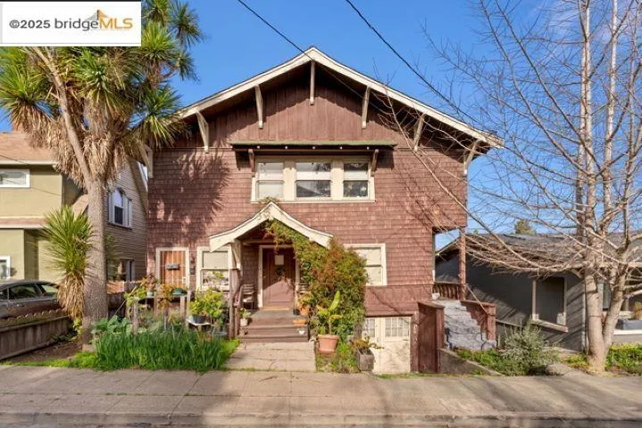 3537 Kempton, Oakland, California 94611 home-pic-0
