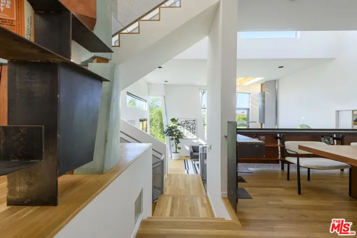 12236 Laurel Terrace Drive, Studio City, California 91604