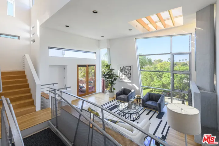 12236 Laurel Terrace Drive, Studio City, California 91604