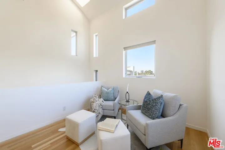 12236 Laurel Terrace Drive, Studio City, California 91604