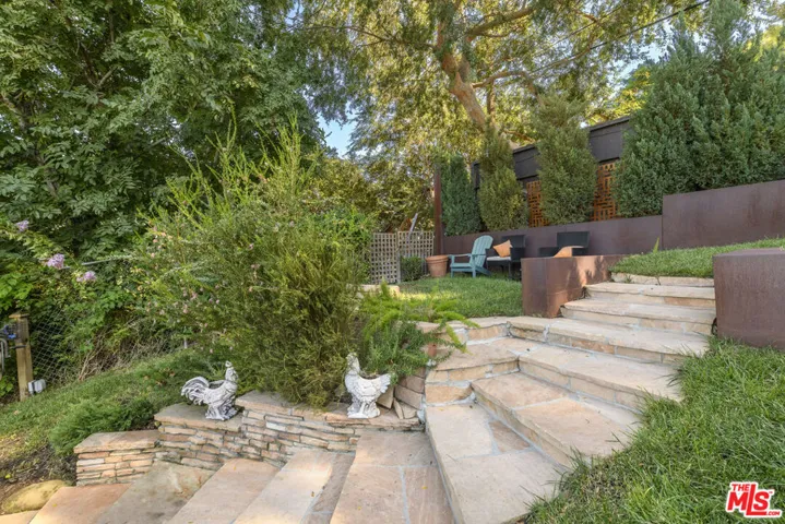 12236 Laurel Terrace Drive, Studio City, California 91604
