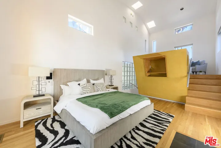 12236 Laurel Terrace Drive, Studio City, California 91604
