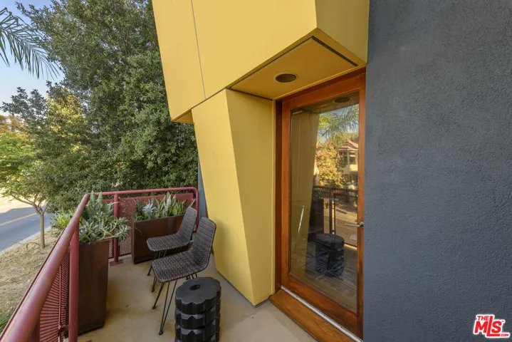 12236 Laurel Terrace Drive, Studio City, California 91604