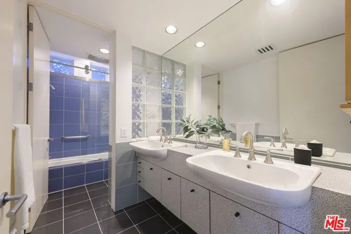 12236 Laurel Terrace Drive, Studio City, California 91604