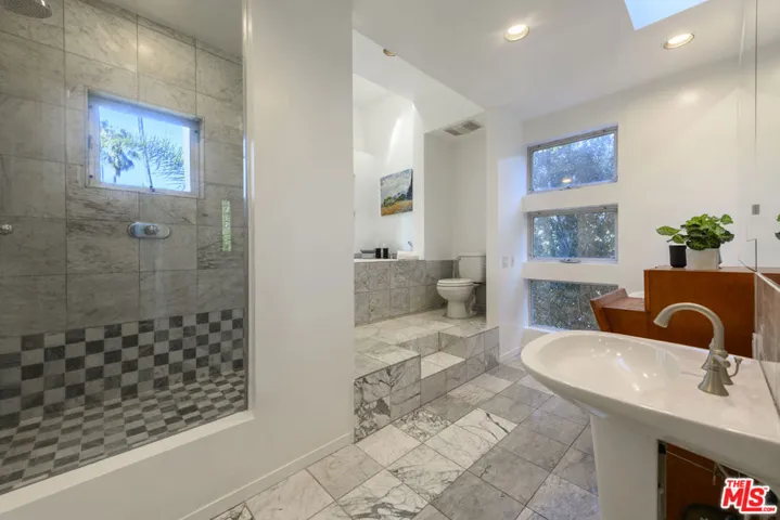 12236 Laurel Terrace Drive, Studio City, California 91604