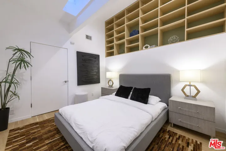 12236 Laurel Terrace Drive, Studio City, California 91604