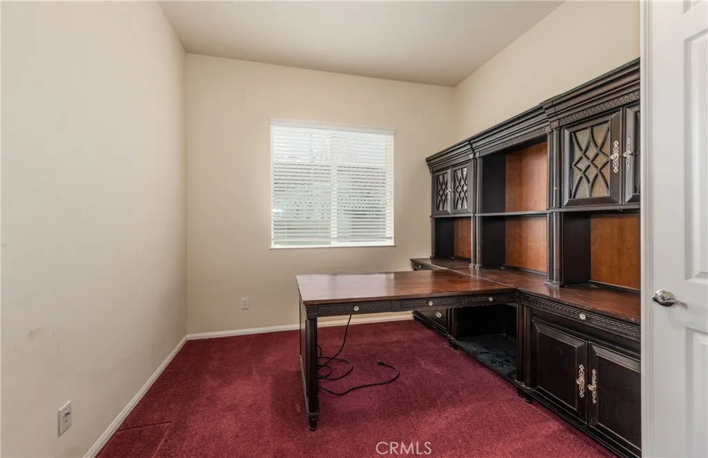 1726 Reyes Lane, Beaumont, California 92223 home-pic-17